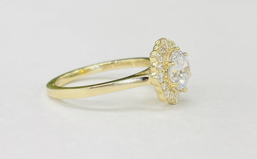 Noam Carver - Vintage Insipred Floral Yellow Gold Halo Diamond Setting
