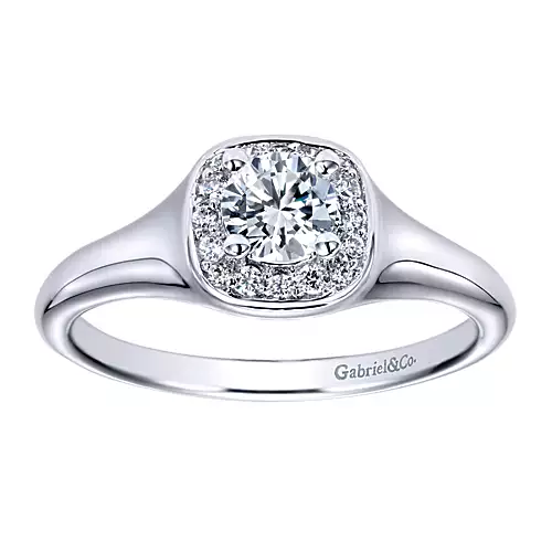 Pose - 14K White Gold Round Halo Diamond Engagement Ring