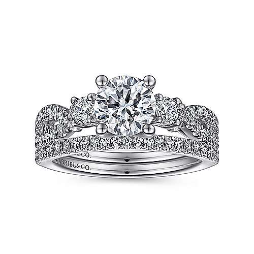 Gabriel & Co. Hudson ER15592R4W44JJ – 14K White Gold Round Three-Stone Diamond Engagement Ring
