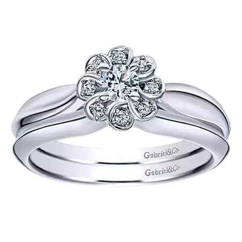 14K White Gold Round Halo Diamond Engagement Ring