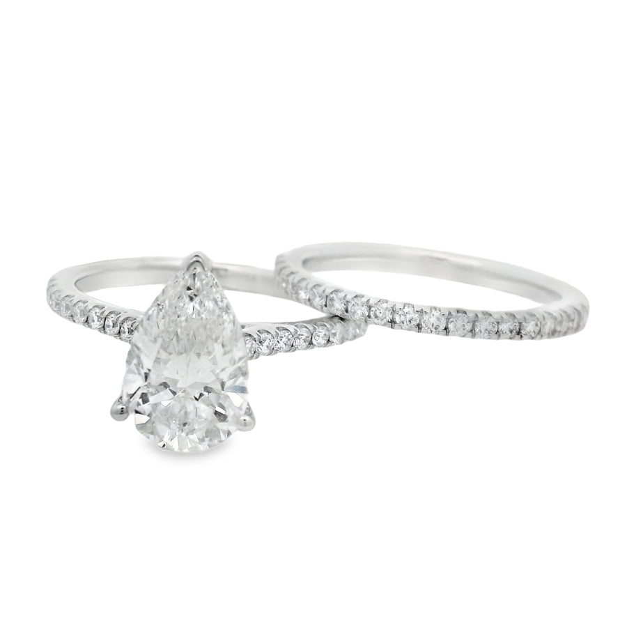 2 1/2CTW Pear Hidden Halo Wedding Set - Lab Grown