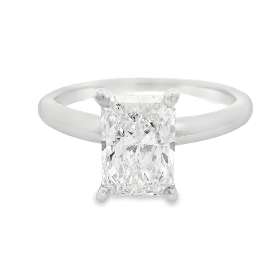 1 1/2CT Radiant Solitare Engagement Ring - Lab Grown