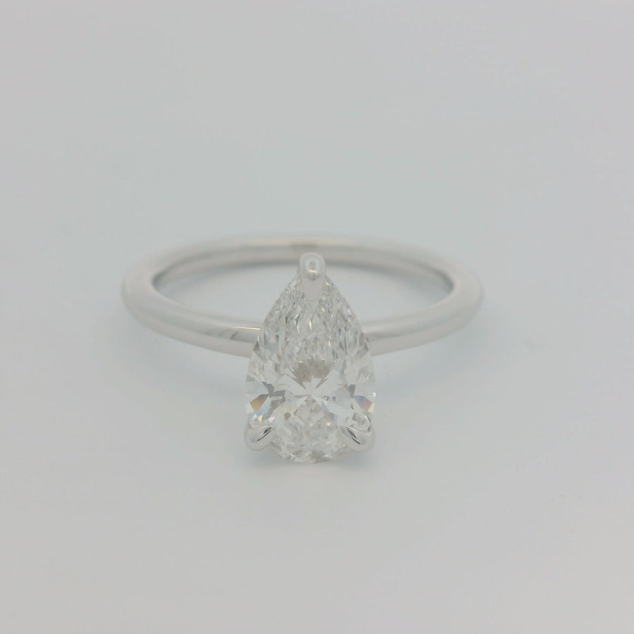 1 1/2CT Pear Solitare Engagement Ring - Lab Grown