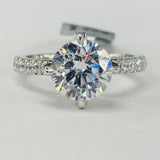 Noam Carver - Premium Royal Diamond Head Accented Setting