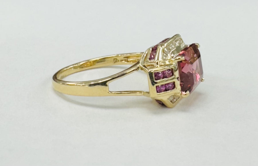 Yellow Gold Pink Tourmaline And Diamond Ring