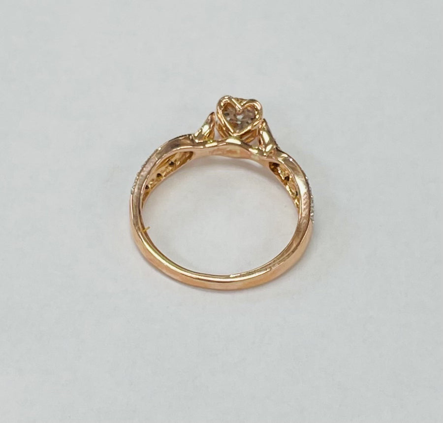 Rose Gold Twist Diamond Enagement Ring
