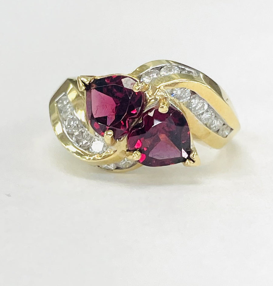 Intertwined Hearts Garnet And Diamond Ring