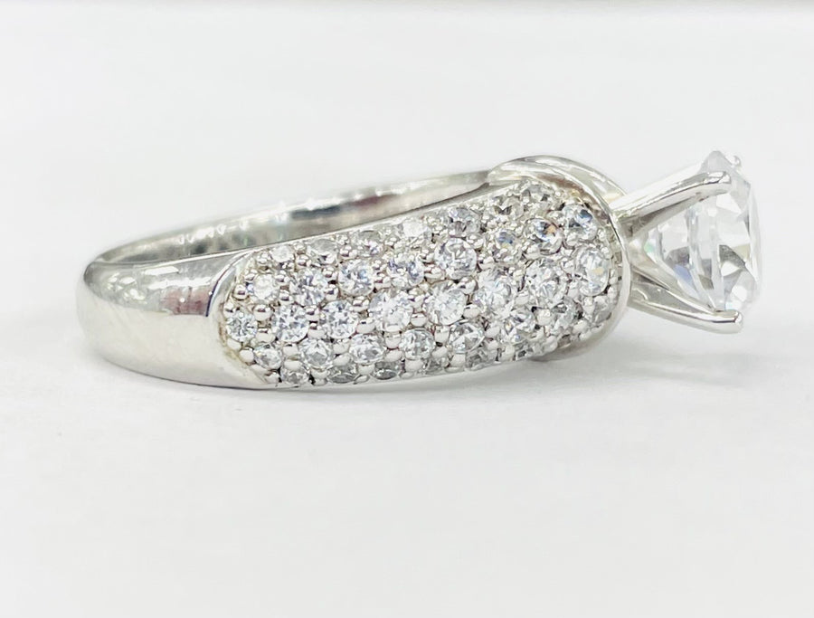 Romance - Dazzling All Pave Diamond Setting