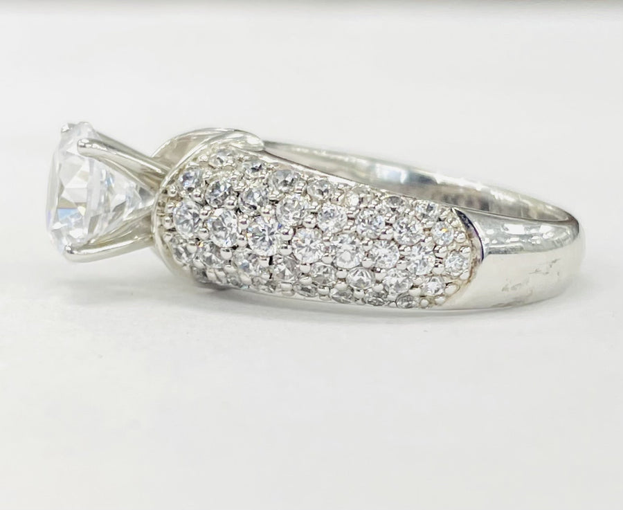 Romance - Dazzling All Pave Diamond Setting