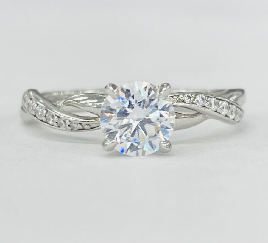 Romance - Simple Twist Diamond Setting