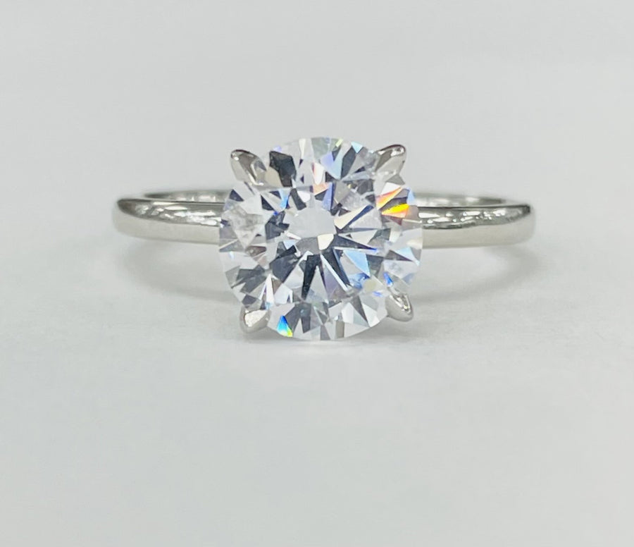 Romance - Hidden Halo Solitare Diamond Setting