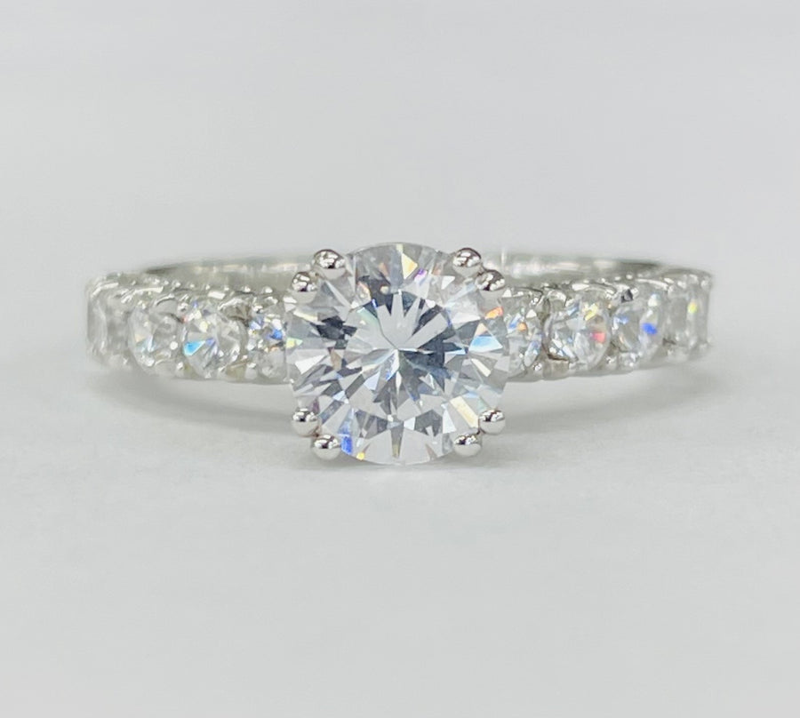 Romance - Classic Shared Prong Diamond Setting