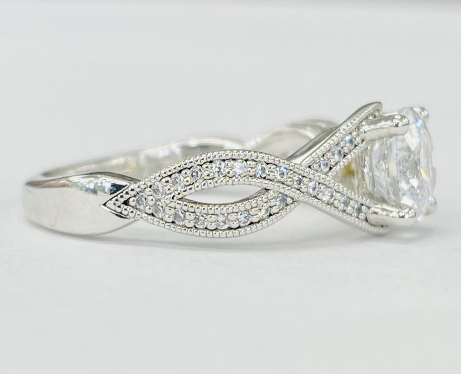 Romance - Large Twist Diamond Setting