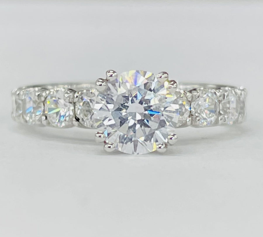 Romance - Classic Shared Prong Diamond Setting