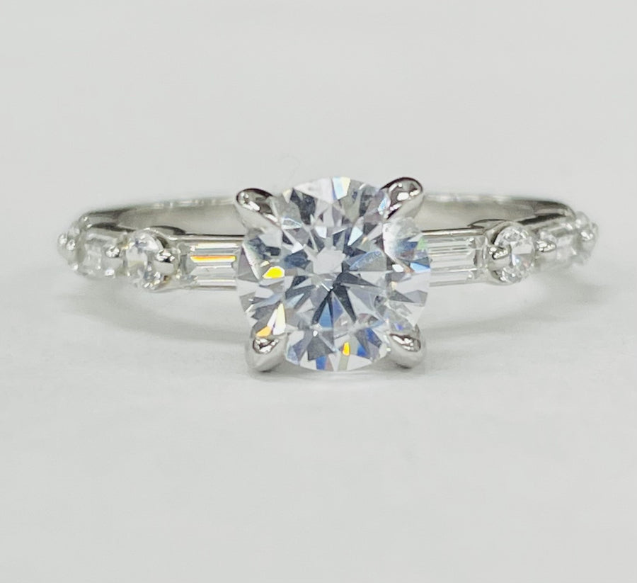 Romance - Simple Baghuette Diamond Setting