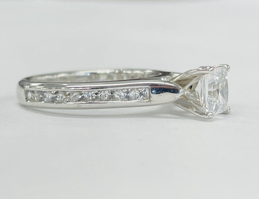 Romance - Cathedral Channel Set Diamond Setting