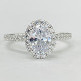 Romance - Halo Detailed Diamond Setting