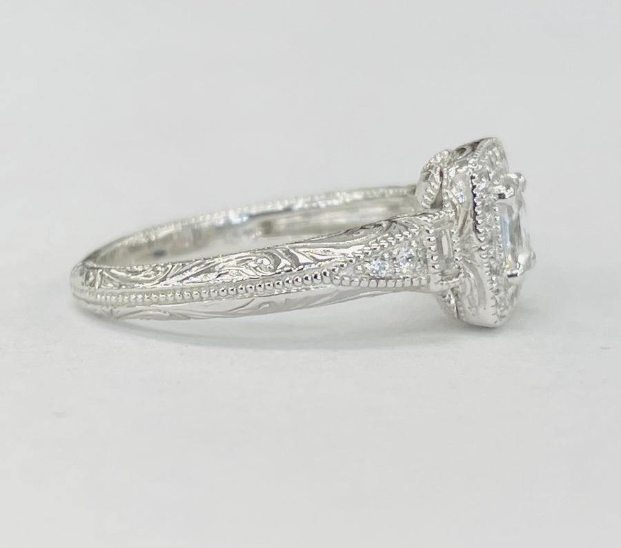 Romance - Vintage Inspired Halo Detailed DIamond Setting