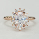 Noam Carver - Vintage Inspired Simple Halo Setting