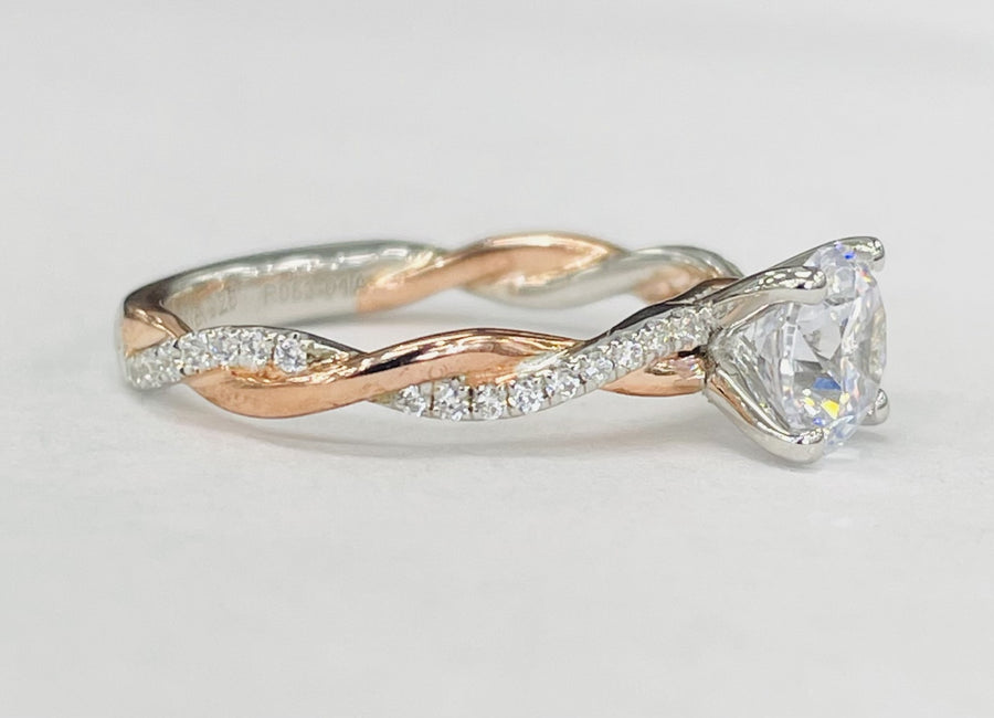 Noam Carver - Two Toned Twist Diamond Setting