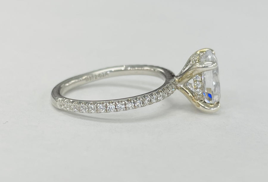 Noam Carver - Oval Hidden Halo Accented Diamond Setting