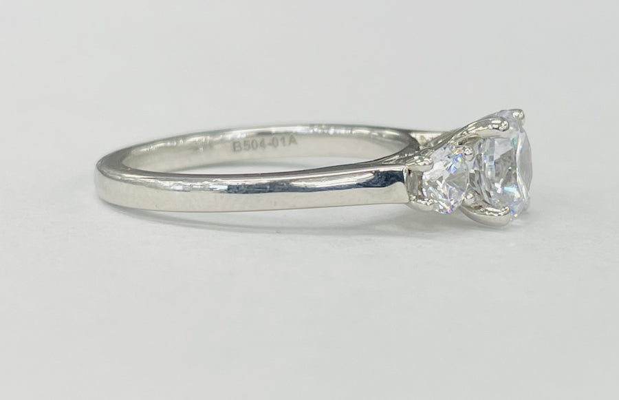 Noam Carver - Classic Three Stone Setting