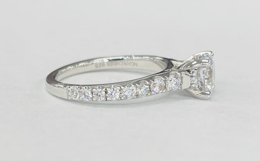 Noam Carver - Tappered Large Diamond Setting