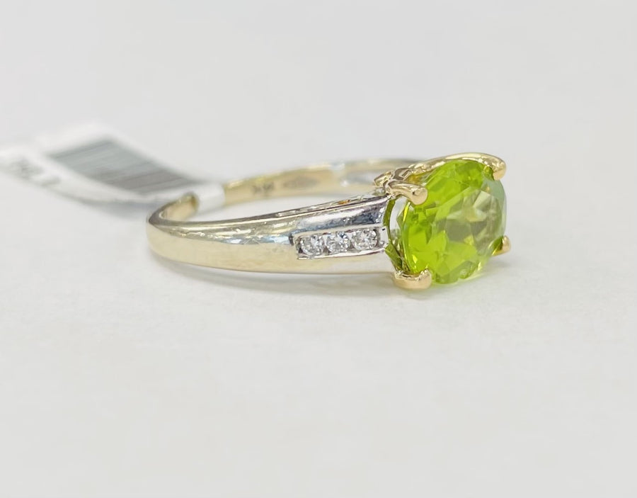 Estate East West Set Peridot Ring