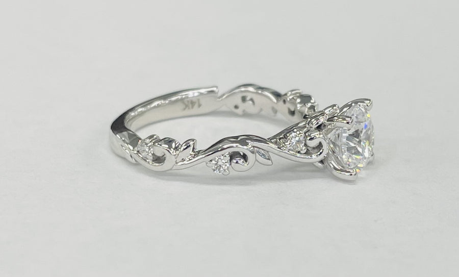 ArtCarved - Vintage Inspired Nature Diamond Setting