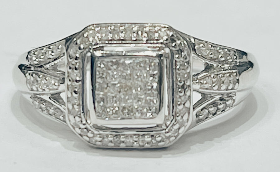 This unique engagement ring is gorgeous! This ring is made o...