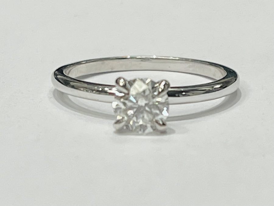 This classy ring is apart of out Tidewater Diamond Classics!...
