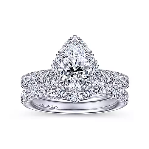 Giordana - 14K White Gold Pear Shape Halo Diamond Engagement Ring