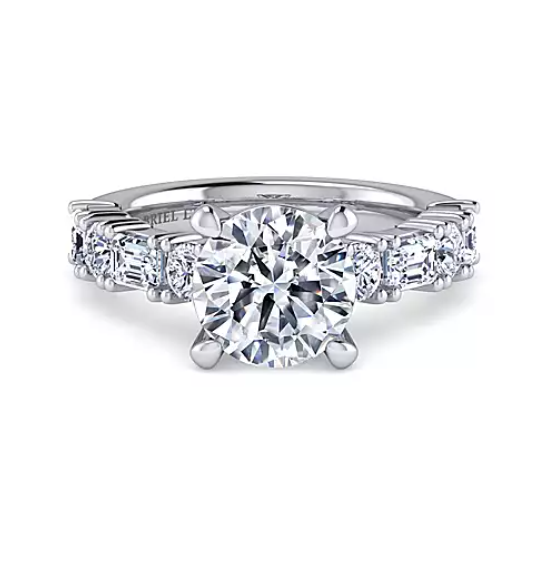 Briella - 18K White Gold Round Diamond Engagement Ring