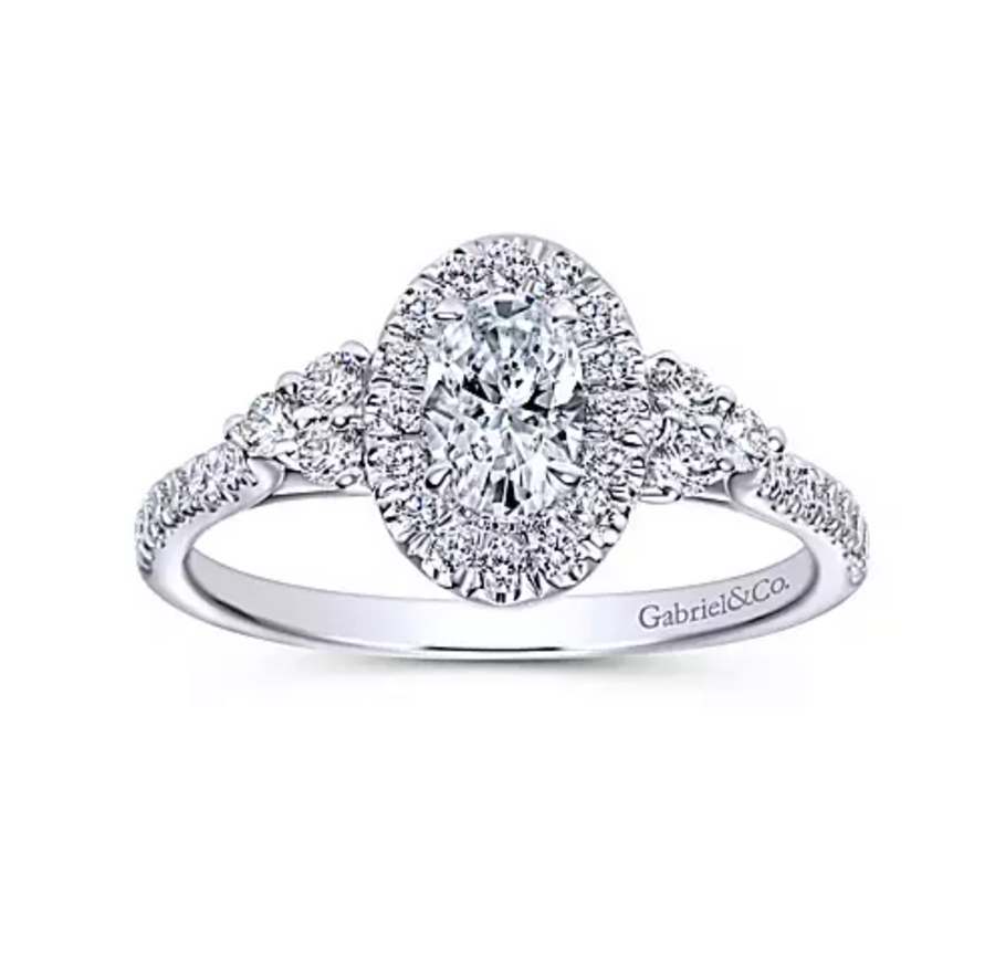 Bionda - 14K White Gold Oval Halo Complete Diamond Engagement Ring