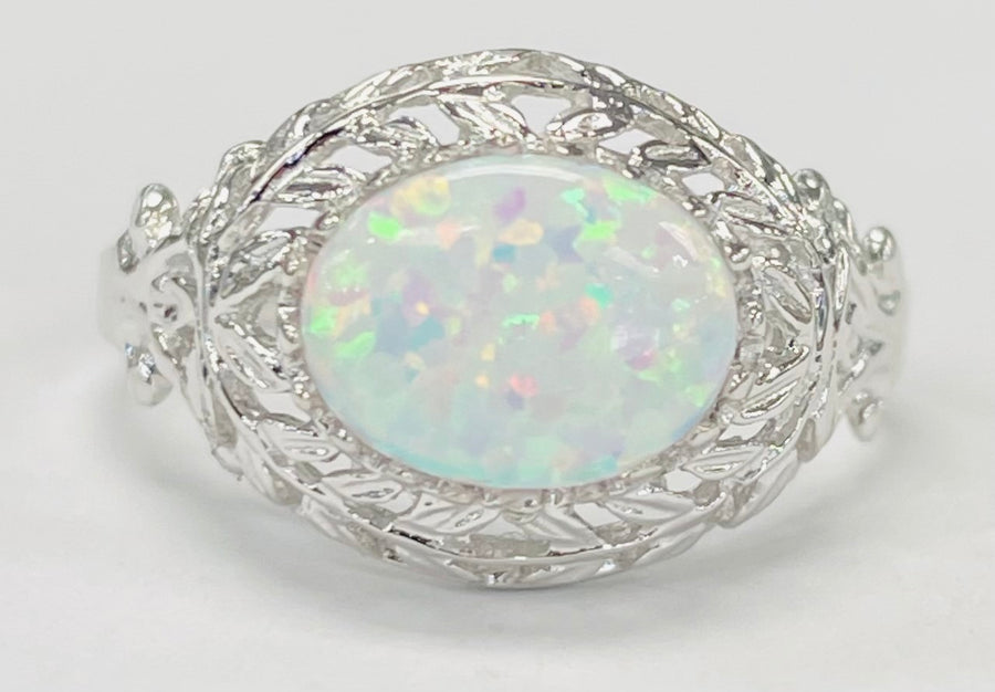 14KT White Gold Vintage Opal Fashion Ring