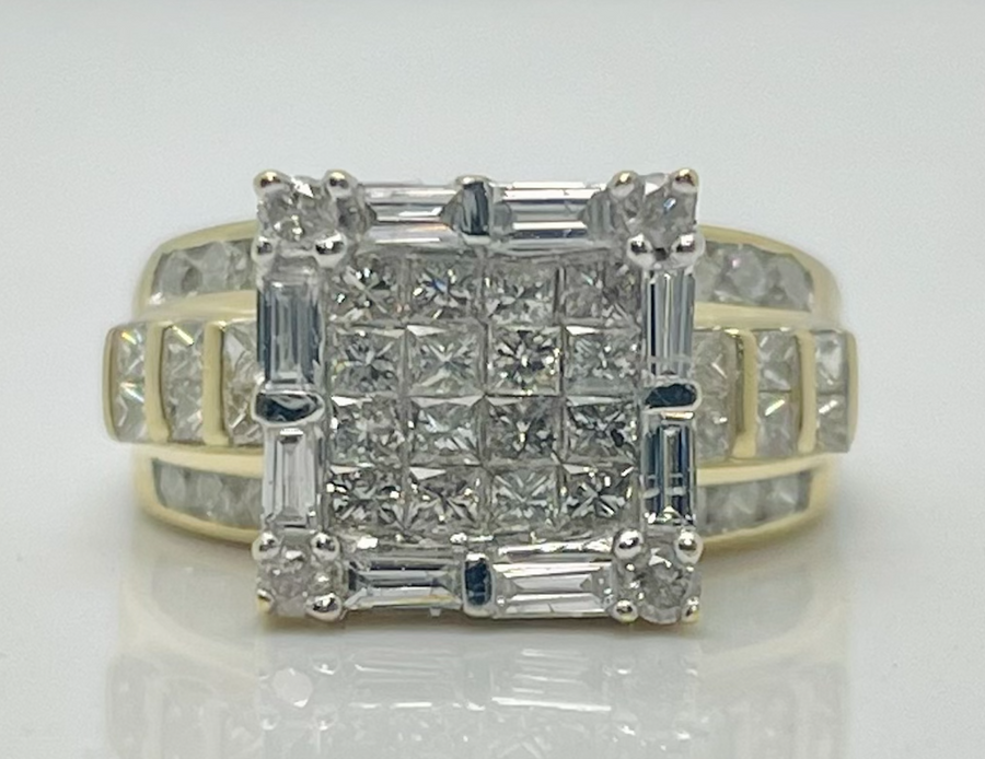 14K Yellow Gold Diamond Ring 
3ctw in Natural Diamonds