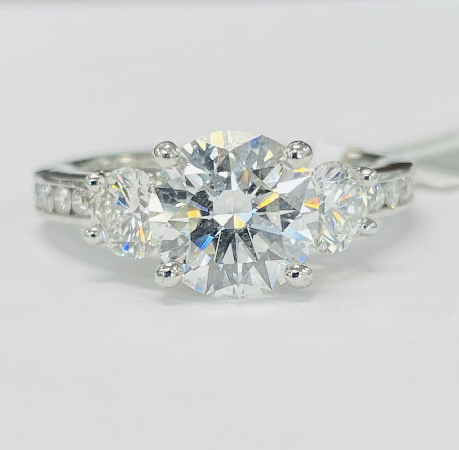 3 1/3CTW Platinum VS Three Stone Certified Diamond Engagment Ring