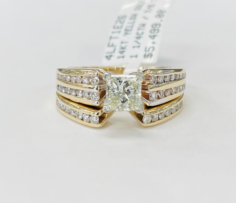 Yellow Gold Princess Cut Wedding Set 1 1/4CTW