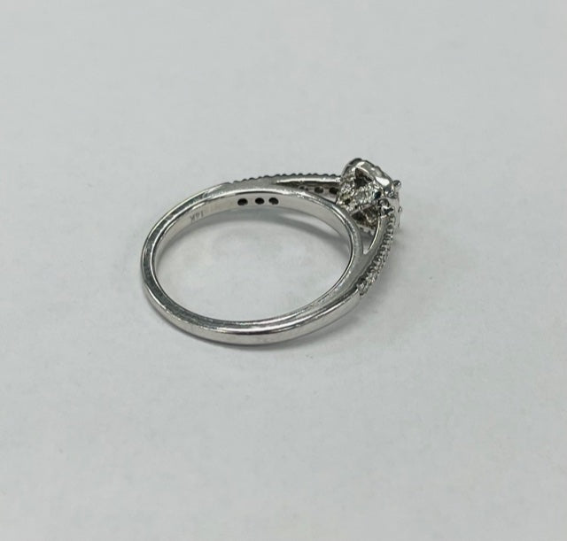 14KT Certified Canadian Diamond Halo Engagement RIng