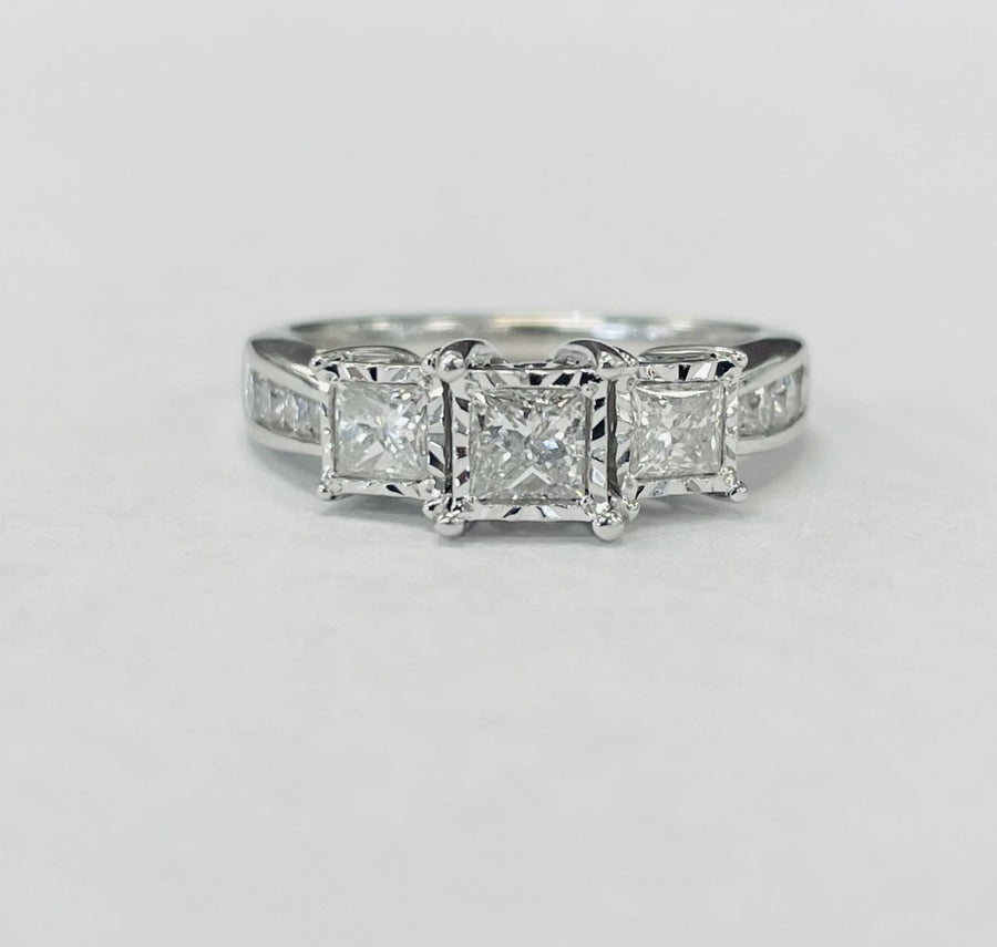 Princess Cut Three Stone Ilussion Engagement Ring