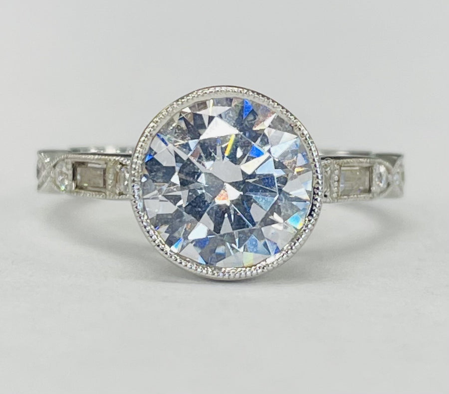 Noam Carver - Vintage Inspired Diamond Bezel Setting