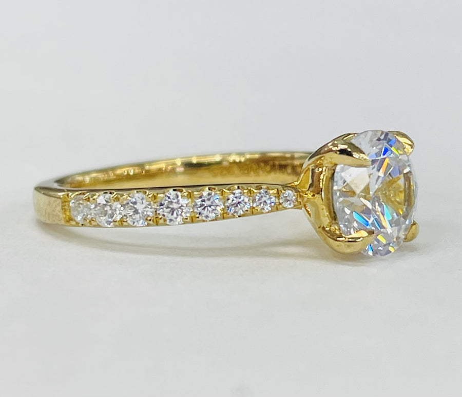 Noam Carver - Tapered Cathedral Diamond Setting