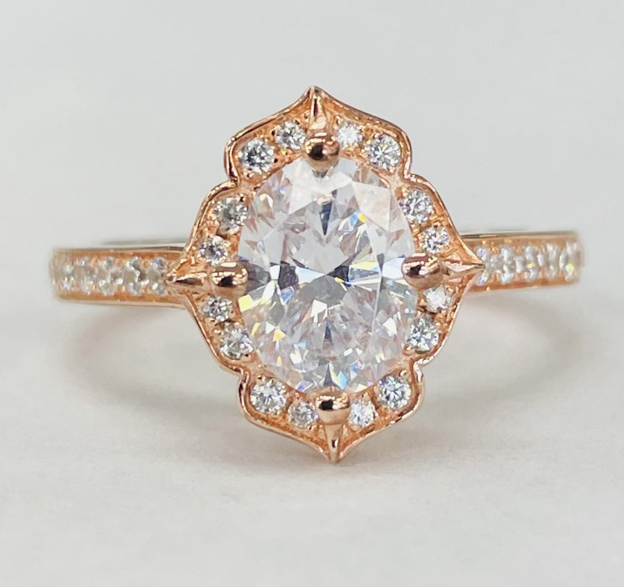Noam Carver - Vintage Inspired Oval Halo Diamond Setting