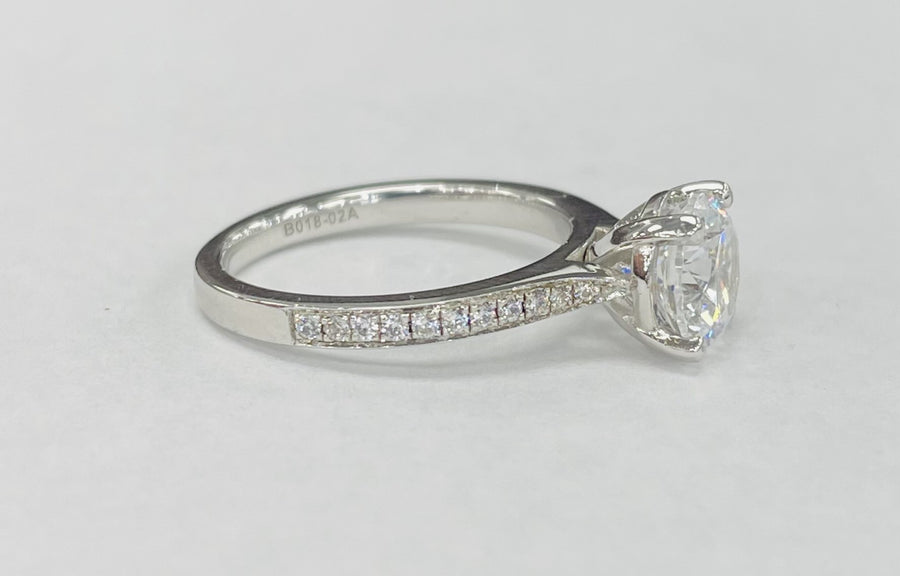 Noam Carver - Tappered Diamond Accented Setting