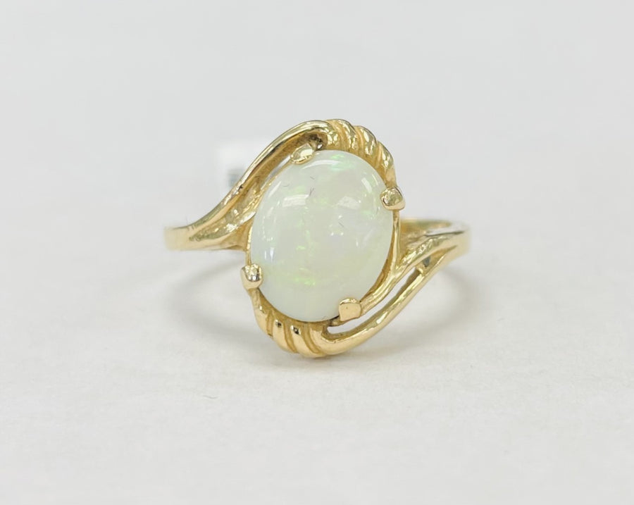 Vintage Opal Yellow Gold Fashion Ring