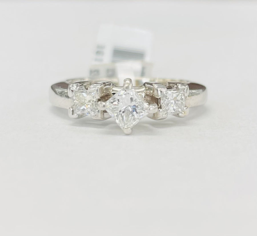 Three Stone VS Princess Cut Certified Diamond Engagement Ring